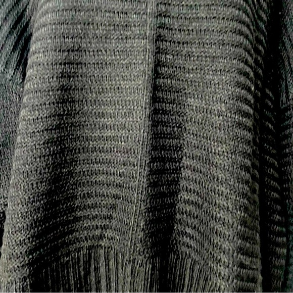 SOLD. Apt 9 New plus XXL mock Neck Acrylic Super Soft Pullover Black oversized - Picture 8 of 8